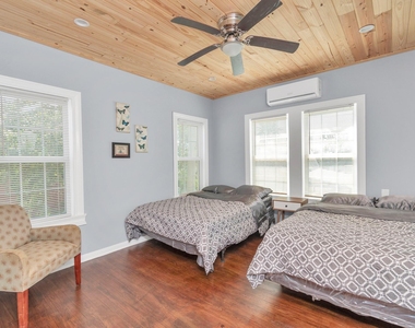 915 8th Street - Photo Thumbnail 38
