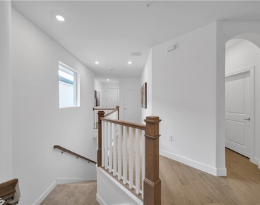 16578 Ridgeview Circle - Photo Thumbnail 26