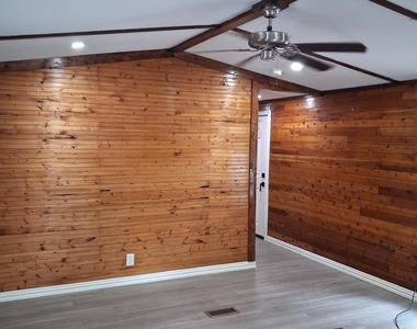 8458 Sweetleaf Ln Unit A Lane - Photo Thumbnail 3