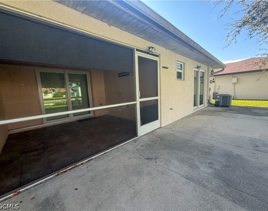 626 Se 13th Place - Photo Thumbnail 15