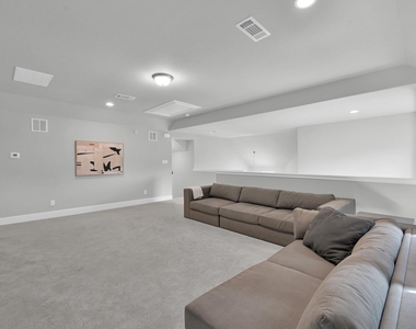 10053 Preserve Way - Photo Thumbnail 29