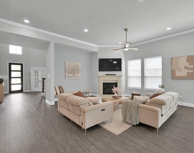 10053 Preserve Way - Photo Thumbnail 12