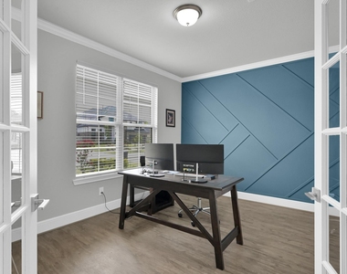 10053 Preserve Way - Photo Thumbnail 7