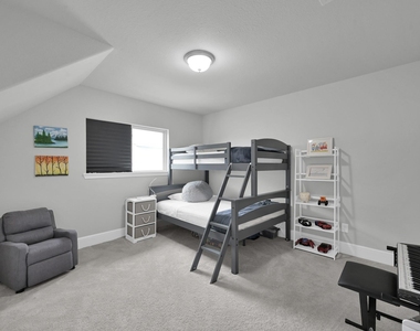 10053 Preserve Way - Photo Thumbnail 34
