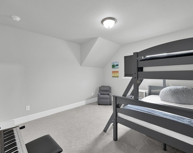 10053 Preserve Way - Photo Thumbnail 36