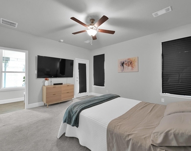 10053 Preserve Way - Photo Thumbnail 21