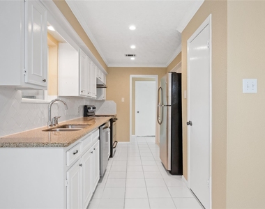 5050 Spring Forest Drive - Photo Thumbnail 5