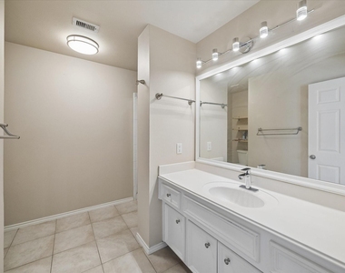 2635 Woodridge Cove Drive - Photo Thumbnail 26