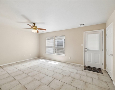 2635 Woodridge Cove Drive - Photo Thumbnail 11