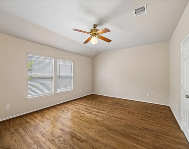 2635 Woodridge Cove Drive - Photo Thumbnail 22