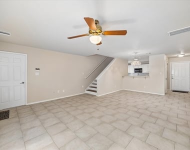 2635 Woodridge Cove Drive - Photo Thumbnail 12