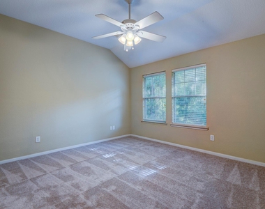 26 Stone Creek Place - Photo Thumbnail 14