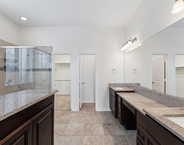 27943 Castle Park Lane - Photo Thumbnail 26
