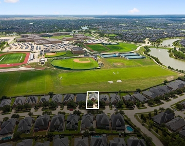 27943 Castle Park Lane - Photo Thumbnail 46