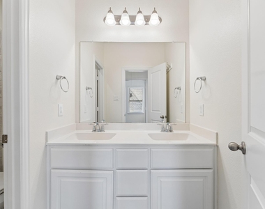 27943 Castle Park Lane - Photo Thumbnail 40