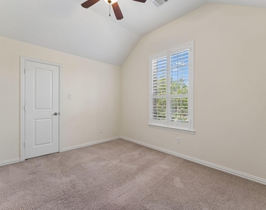 27943 Castle Park Lane - Photo Thumbnail 42