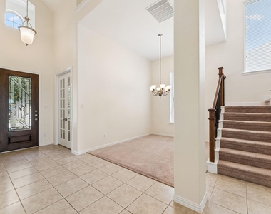 27943 Castle Park Lane - Photo Thumbnail 7