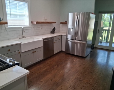7335 Santiago Street - Photo Thumbnail 4