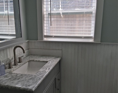 7335 Santiago Street - Photo Thumbnail 10