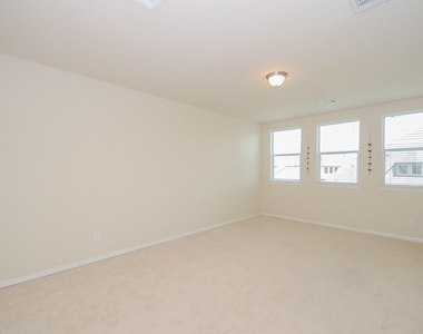 27031 Drybank Creek Lane - Photo Thumbnail 20