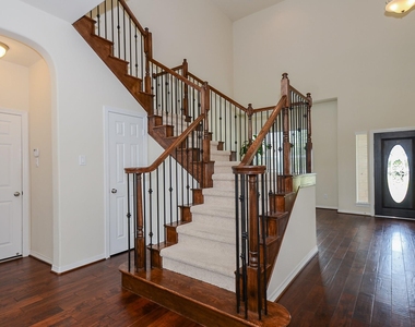 27031 Drybank Creek Lane - Photo Thumbnail 6