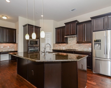 27031 Drybank Creek Lane - Photo Thumbnail 9