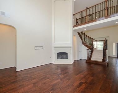 27031 Drybank Creek Lane - Photo Thumbnail 7