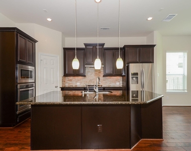 27031 Drybank Creek Lane - Photo Thumbnail 10
