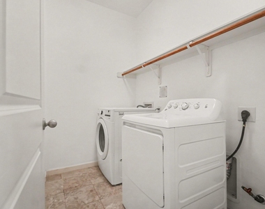 3413 Omega Street - Photo Thumbnail 8