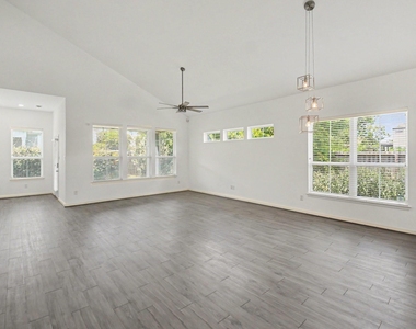 3413 Omega Street - Photo Thumbnail 2