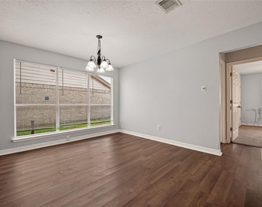 1414 Elkwood Drive - Photo Thumbnail 9