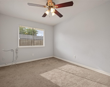 1414 Elkwood Drive - Photo Thumbnail 25