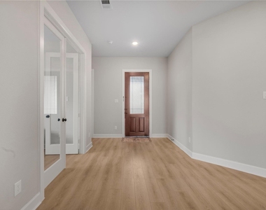 1211 Morning Rose Drive - Photo Thumbnail 46
