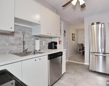 66 S Franklin - Photo Thumbnail 15