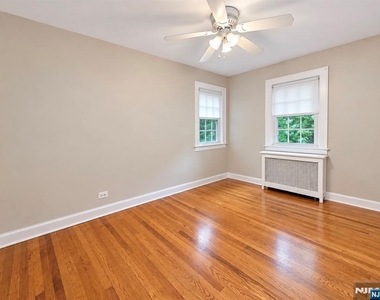 98 Farview - Photo Thumbnail 7