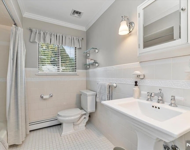 54 Spruce - Photo Thumbnail 26