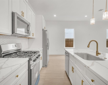 3824 Lynnfield Street - Photo Thumbnail 1