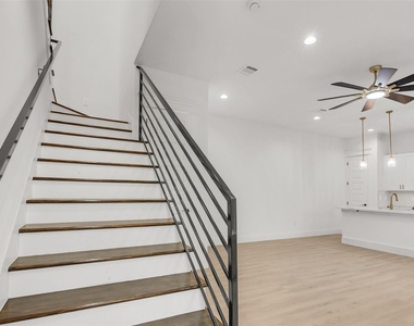 3824 Lynnfield Street - Photo Thumbnail 7