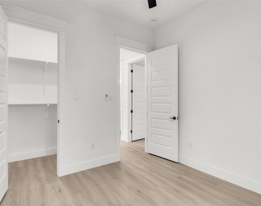 3824 Lynnfield Street - Photo Thumbnail 18