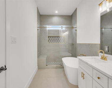 3824 Lynnfield Street - Photo Thumbnail 14