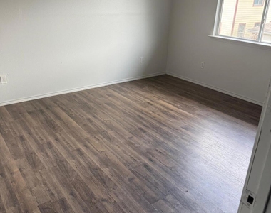11714 Cotton Brook Court - Photo Thumbnail 5
