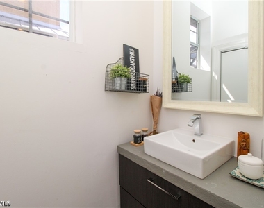 647 110th Avenue N - Photo Thumbnail 28