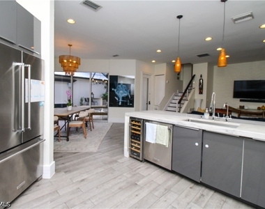 647 110th Avenue N - Photo Thumbnail 43