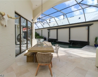 647 110th Avenue N - Photo Thumbnail 10