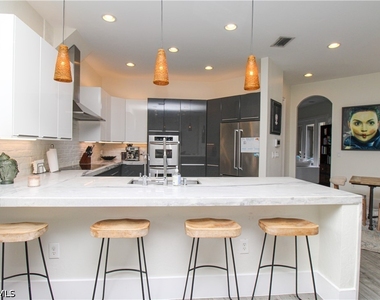647 110th Avenue N - Photo Thumbnail 37