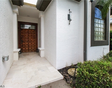 647 110th Avenue N - Photo Thumbnail 8