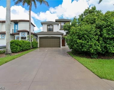 647 110th Avenue N - Photo Thumbnail 2