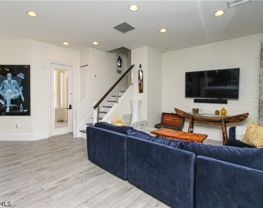 647 110th Avenue N - Photo Thumbnail 33
