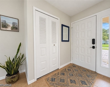 1228 Lastrada Lane - Photo Thumbnail 18