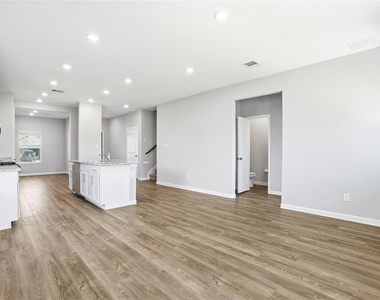 32315 Melbrooke Drive - Photo Thumbnail 8